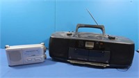 Magnavox CD Boombox-Model AZ 8340/17 (works),