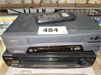 2 VCRS- WITH 1 REMOTE- UNTESTED