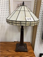 TABLE TOP LAMP W/ STAINED GLASS SHADE