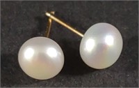 14K Gold Button Pearl Earrings