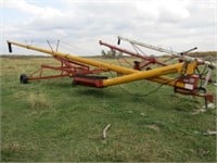 Mayrath 10x61ft. Swing Out Auger, Hyd. Drive,