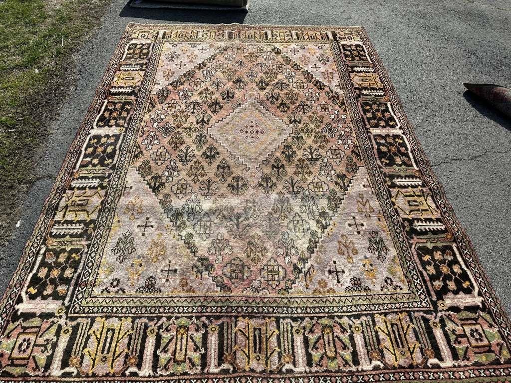 Handmade Persian Rug Auction