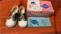 1951 WEE WALKER SADDLE TODDLER SHOES WITH BOX