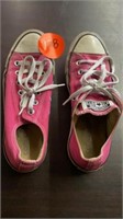 SIZE 5 MENS, 7 WOMENS PINK CONVERSE TENNIS SHOES