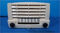 Vintage Emerson Transistor Radio
