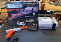 Nintendo Entertainment System Action Set NES