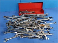 Lg Lot Craftsman Wrenches, Metal NAPA Box
