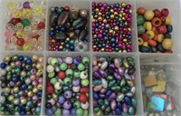 LARGE LOT OF ASSORTED JEWELRY MAKING SMALL BEADS