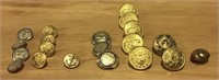 ASSORTED LOT OF MARINE CORPS BUTTONS