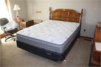 Bassett Queen Bed Frame Optional Mat/Springs