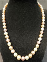 STUNNING GRADUATING PEARL NECKLACE W 14K CLASP