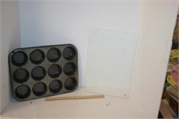 Ekco Muffin Pan & Glass Cutting Board