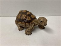 1997 Safari Limited Tortoise Figurine