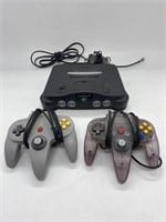 Nintendo 64 w/ 2 Controllers