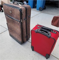 V - LOT OF 2 SUITCASES (G77)