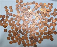 TRAY LOT WHEAT PENNIES WITH A FEW FOREIGN & OTHERS