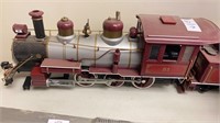 Bachman Santa Fe steam engine and tender