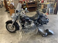 *2000 Harley Davidson Motorcycle