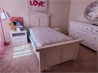 TWIN BED