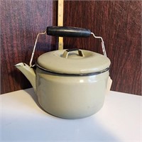 MCM Enamelware pot with lid