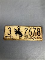1954 Wyoming License Plate