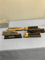 6 Model Train Engines