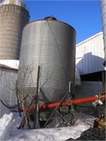 6 TON BULK FEED BIN w/ AUGER