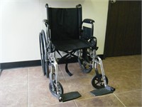 Everest & Jennings 16" Wheelchair ~ Good