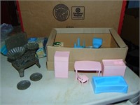 Older Doll House Toys  (Metal Cookstove)