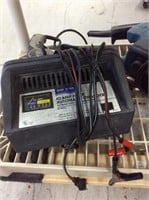 Automatic battery charger