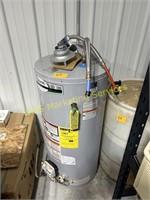 30 Gallon Gas Hot Water Heater