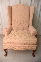 WING BACK VINTAGE CHAIR