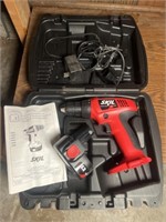 Cordless 12 Volt Skil Drill w/ Charger In Case