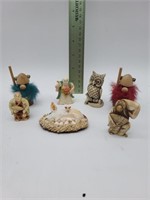 Small figurine lot