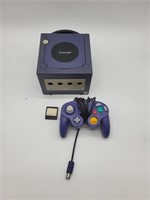Nintendo Gamecube w/ controller and memory card