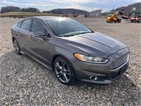 2014 Ford Fusion Sedan - Titled NO RESERVE