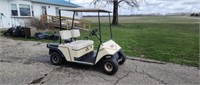 E-Z-Go   Electric  golf cart, batteries 1 year old