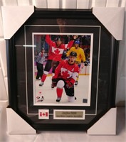 Jonathan Toews Team Canada Framed Print - 15"x17"