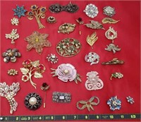 Assortment Of Brooches