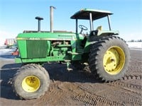 JD 4240 tractor