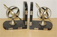 METAL AND WOOD SPHERE BOOKENDS