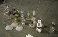 Assorted Vintage Oil & Battery Operated Lamps