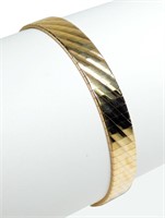 14K Yellow gold 7" mesh backed bracelet, 6.4 grams