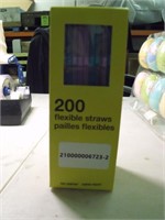 New Box Of 200 Plastic Straws