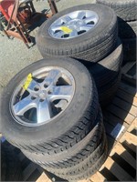 Pallet of 8 Tires with Rims