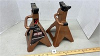 Pair of 2 ton jack stands