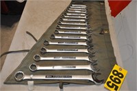 Nice Craftsman 8 to 30 mm, 16-pc comb wrench set