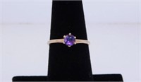 Unmarked yellow gold amethyst ring, size 7 1/4