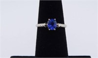 14K white gold blue sapphire ring, size 5 3/4