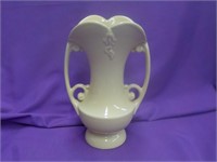 Abingdon, USA Porcelain Vase 6x8 1/2"